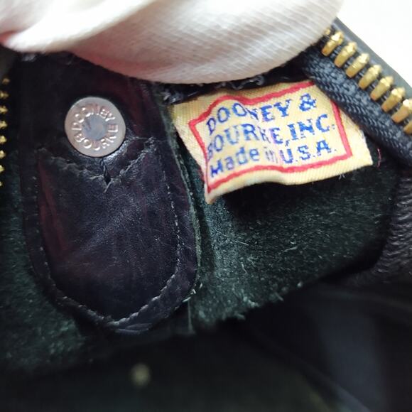 Dooney & Bourke Black Pebbled Leather Zipper Shoulder Bag - Vintage Made in USA - Picture 15 of 16